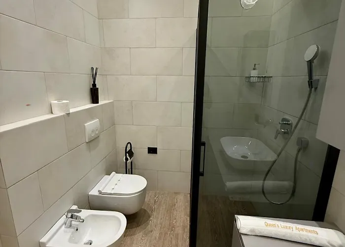 Queen's Luxury Delijorgji Lägenhet