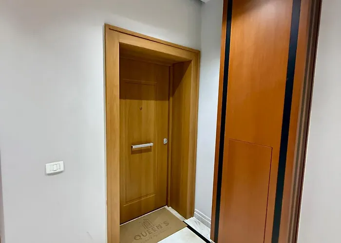 Queen's Luxury Delijorgji Appartement Tirana