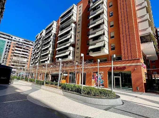 公寓 Queen's Luxury Delijorgji 地拉那