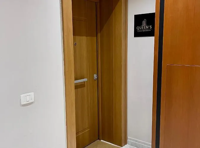 Queen's Luxury Delijorgji 地拉那